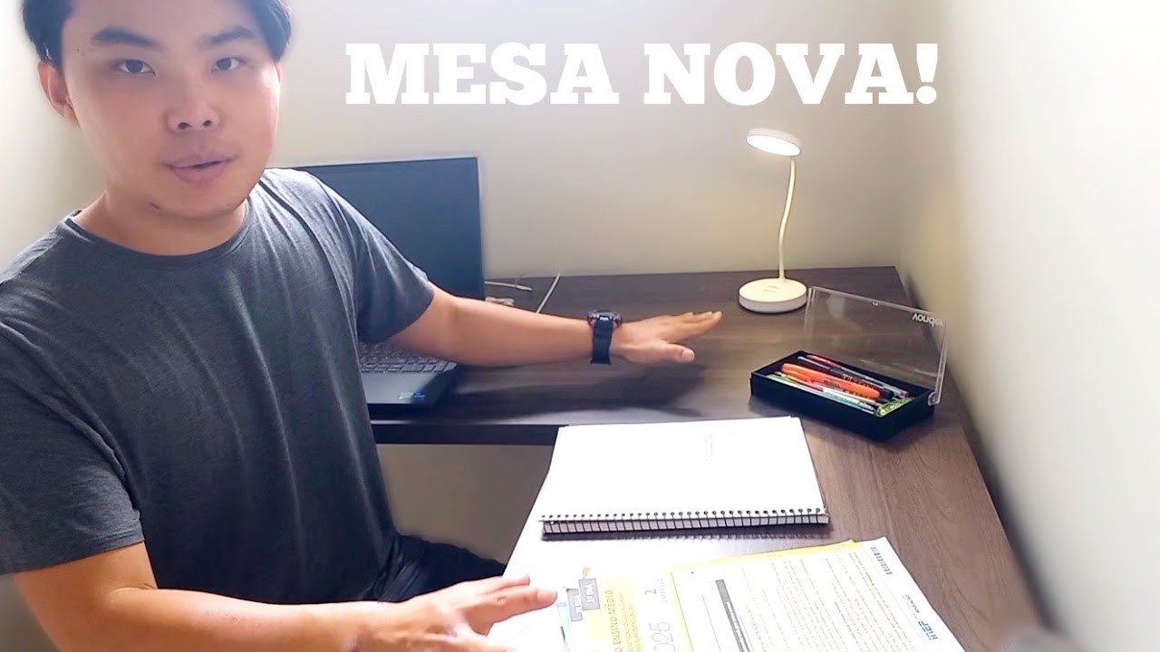 AGORA TENHO UMA MESA DE ESCRITÓRIO