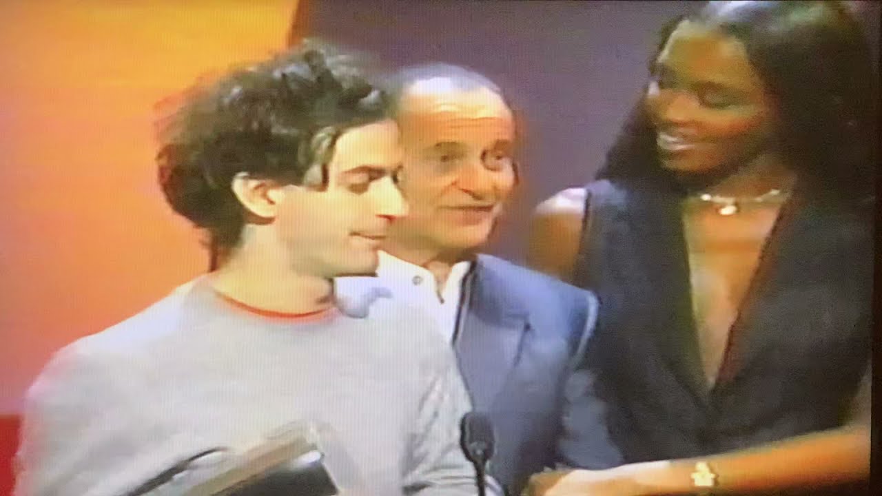 Marc Jacobs Wins Womenswear Designer of the Year | VH1 Fashion Awards 1998