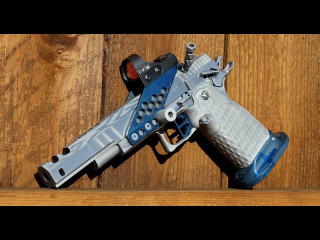 Comparing a SV Infinity to mass produced 1911/2011 - YouTube