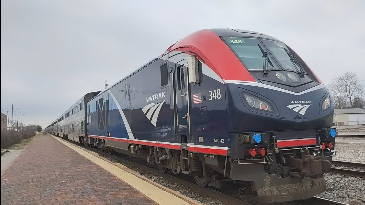 5 hour late Amtrak Bringing two trains North 