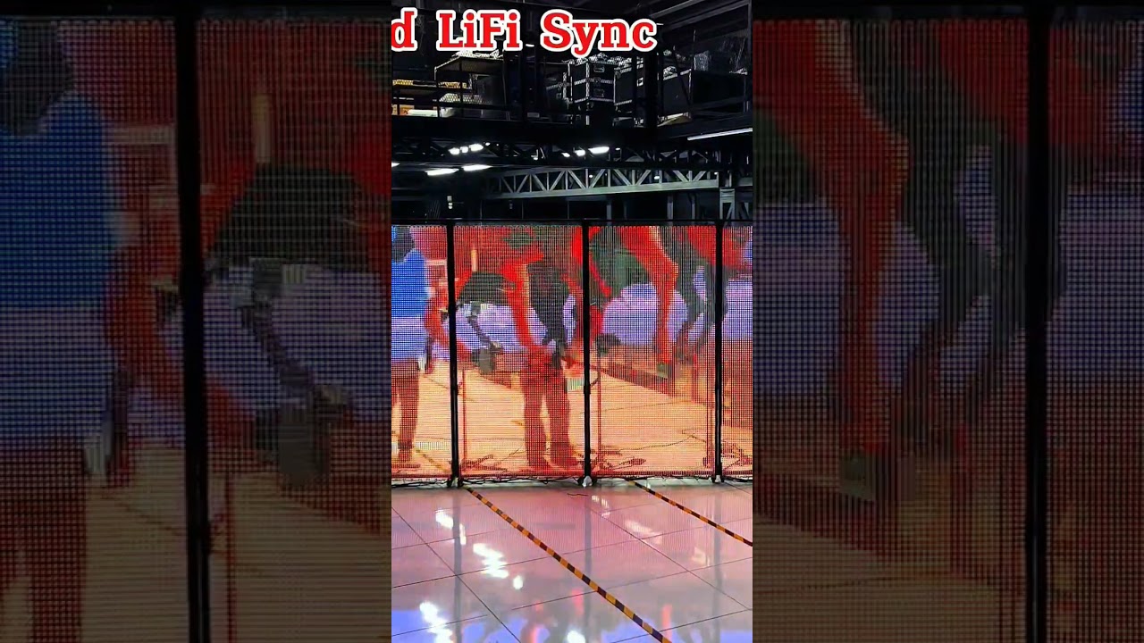 Handheld Moving FPLed panels performing wirelessly