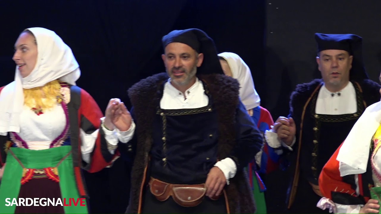 Il Gruppo Folk di Sorgono alla Cavalcata Sarda 2019