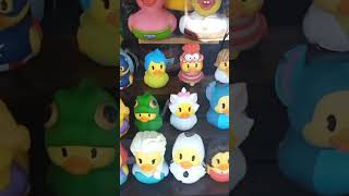 took a walk down Central, one of the shops had all these cool ducks.  reminded me of the Jeep guys