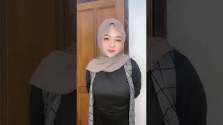 Hijab Pemersatu Bangsa Part17
