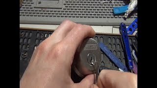 (279) Schlage KiK Cylinder Picked