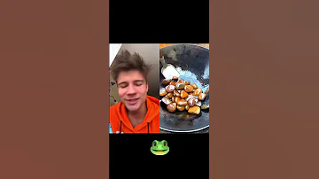 Что ещё едят эти китайцы ? 🙊