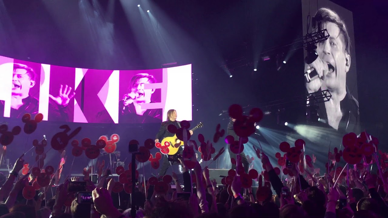 Би- 2 "Лайки" ВТБ Ледовый дворец Москва (25.11.2017) - YouTube