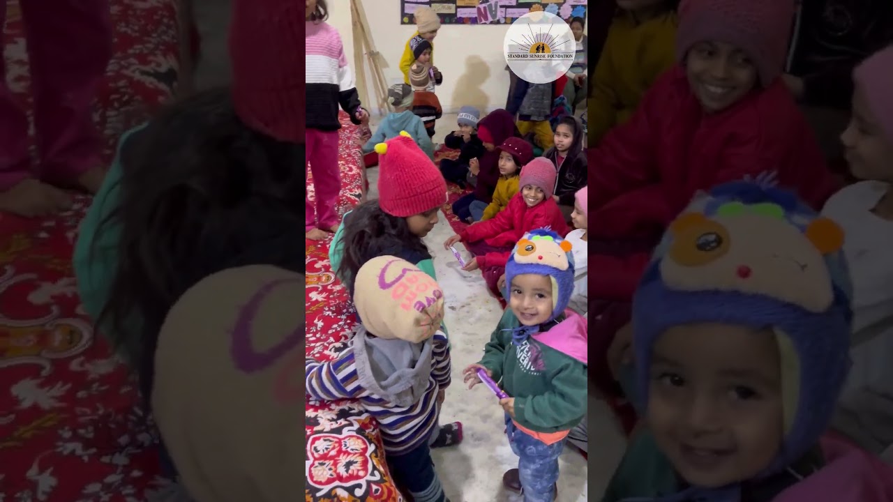 125 little hearts dancing to one beautiful song." 💛🌸 #communityspirit #positiveenergy #volunteernow