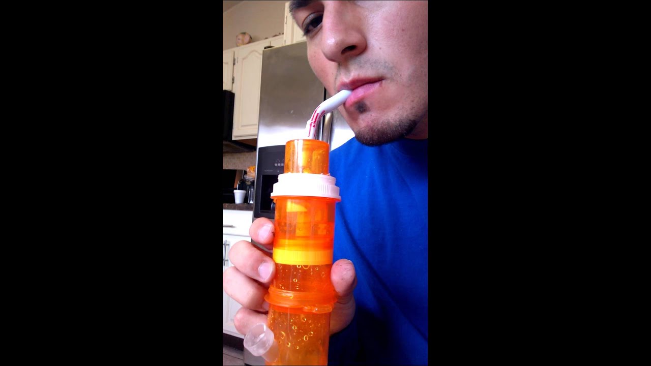 Pill Bottle Bong