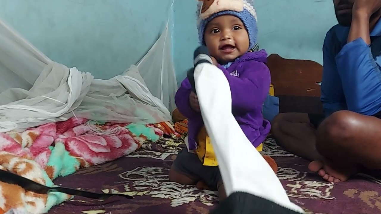 Remote ପାଇଁ ଦୁଇ ଭାଇଙ୍କ ଲଢେଇ 😉😉😉😉😉20251226