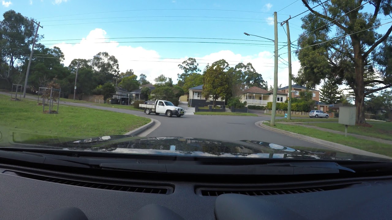 Idiot Driver - Another fuckwit cutting the corner white ute