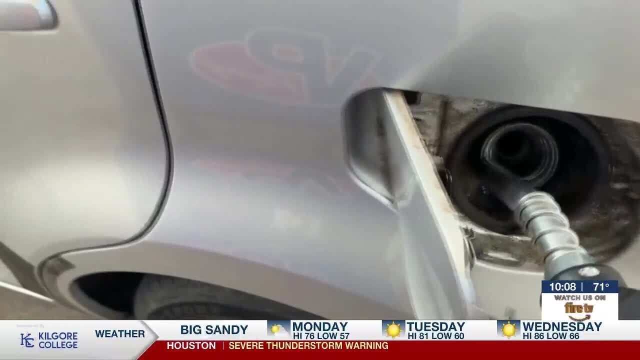 Drivers react as gas prices continue to climb in East Texas - YouTube