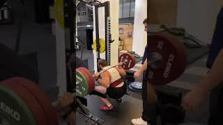140kg squats x6