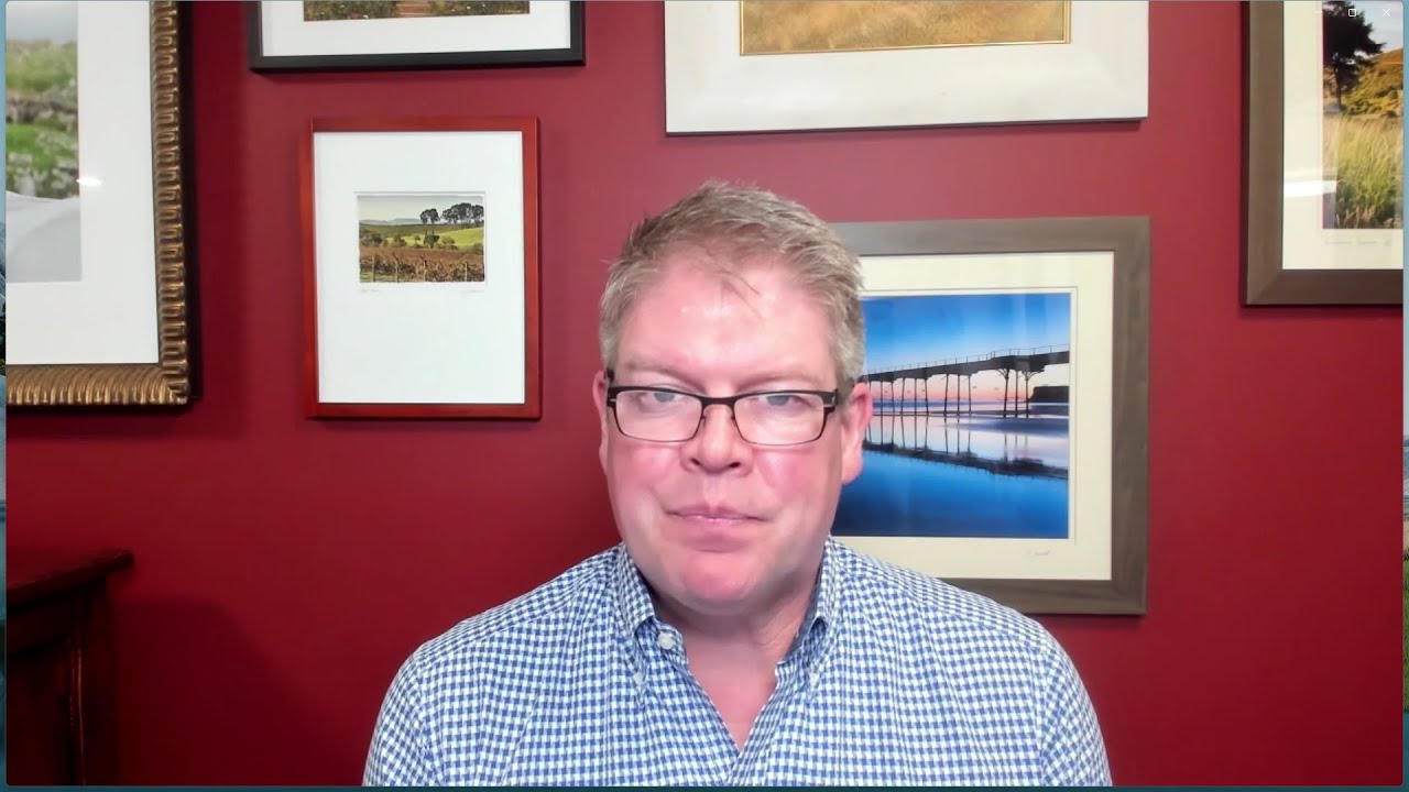 The Art of "New Defaults": Insights from Executive Coach Robert Hamilton