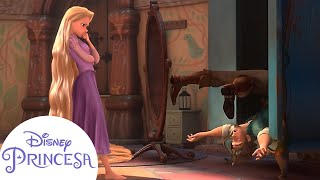 Rapunzel conoce a Flynn Rider | Enredados | Disney Princesa