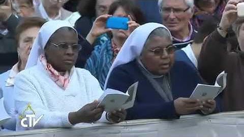 Đức Thánh Cha chủ sự buổi canh thức kính Lòng Chúa Thương Xót