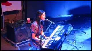 Download lagu Frau Sepasang kekasih yang pertama bercinta di luar angkasa di Kedai Kebun Forum Yogyakarta Frau Sepasang kekasih yang pertama bercinta di luar angkasa di Kedai Kebun Forum Yogyakarta