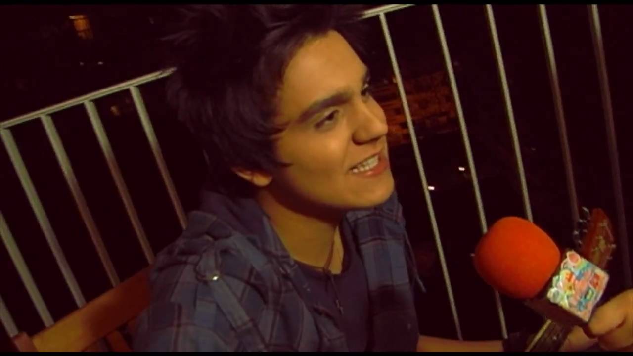 Entrevista-serenata da CAPRICHO com Luan Santana