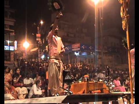 Varanasi: Ganga Aarti Puja (evening ceremony)