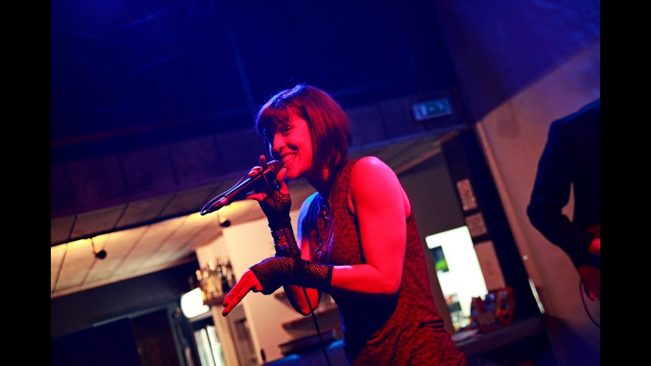 Dessa Matches to paper dolls _Piešťanský pivovar YouTube