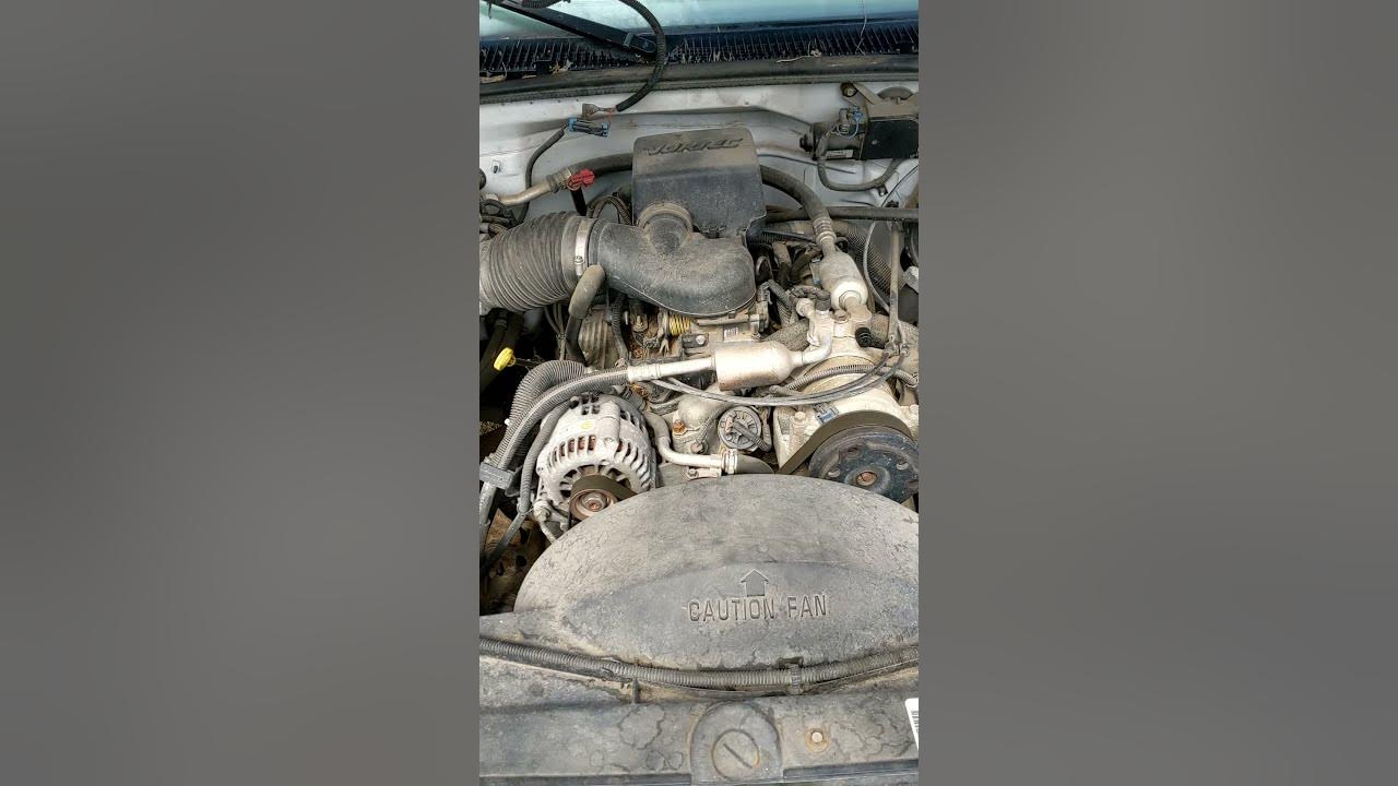 '98 Chevy Silverado 1500 Engine - YouTube