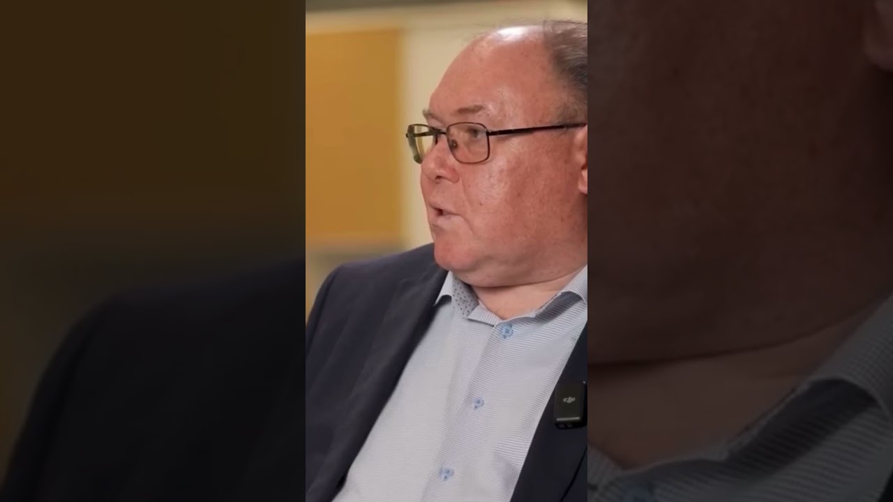 попросили принять работу у плиточника 🫣