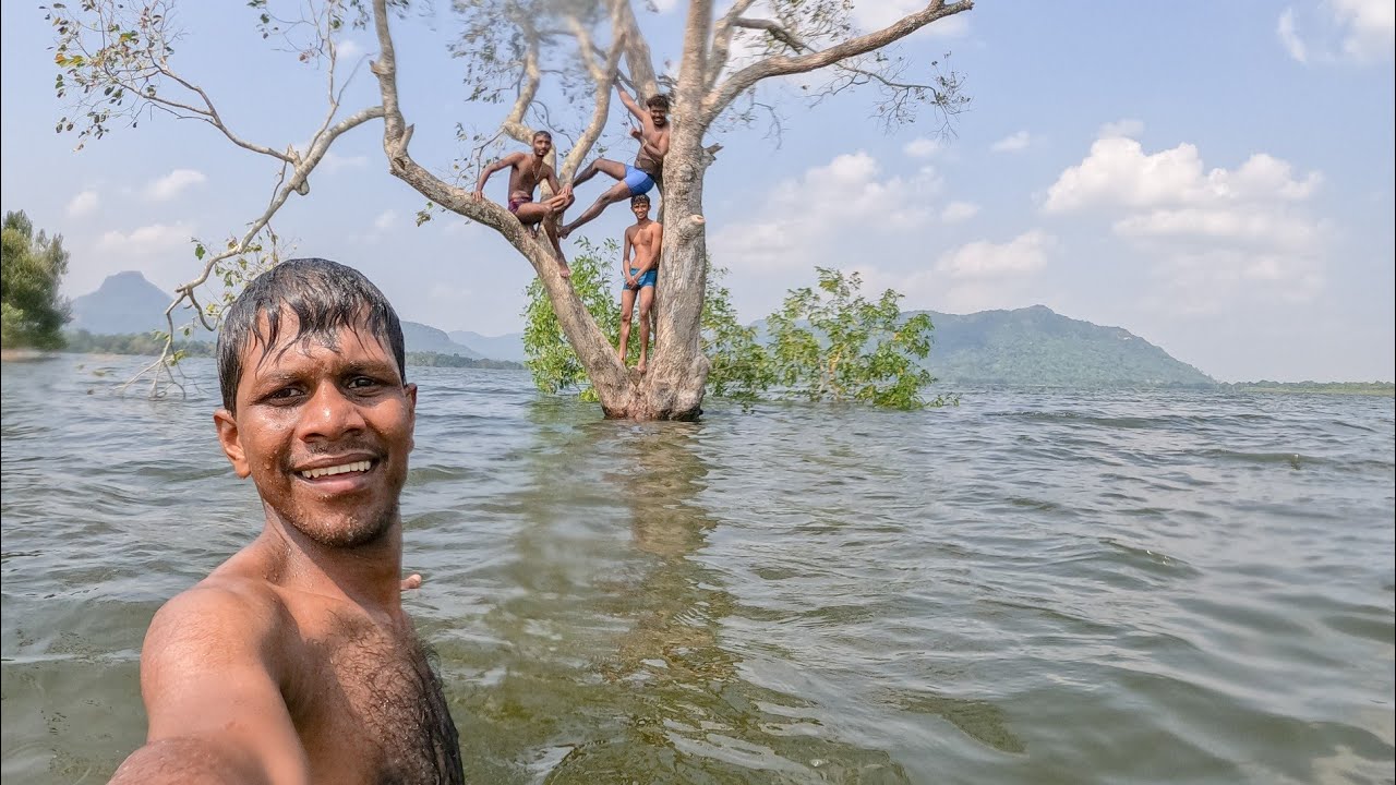 අම්පාරේ හේනක රැයක්. ඉරිගූ රොටි වල් අලී එක්ක කමු. farm in jungle srilanka