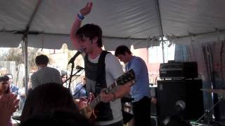 Foster The People - 'Helena Beat'