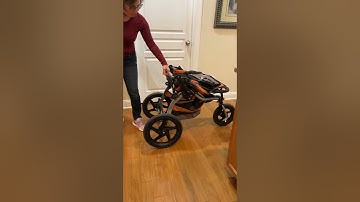 How To Open And Close A BOB Jogging Stroller