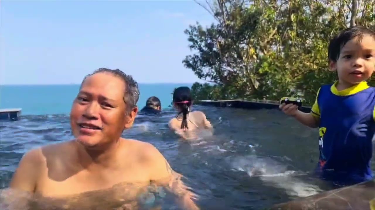 ท่องเที่ยว ลดเลี้ยวไปแสมสาร Star Over Sea