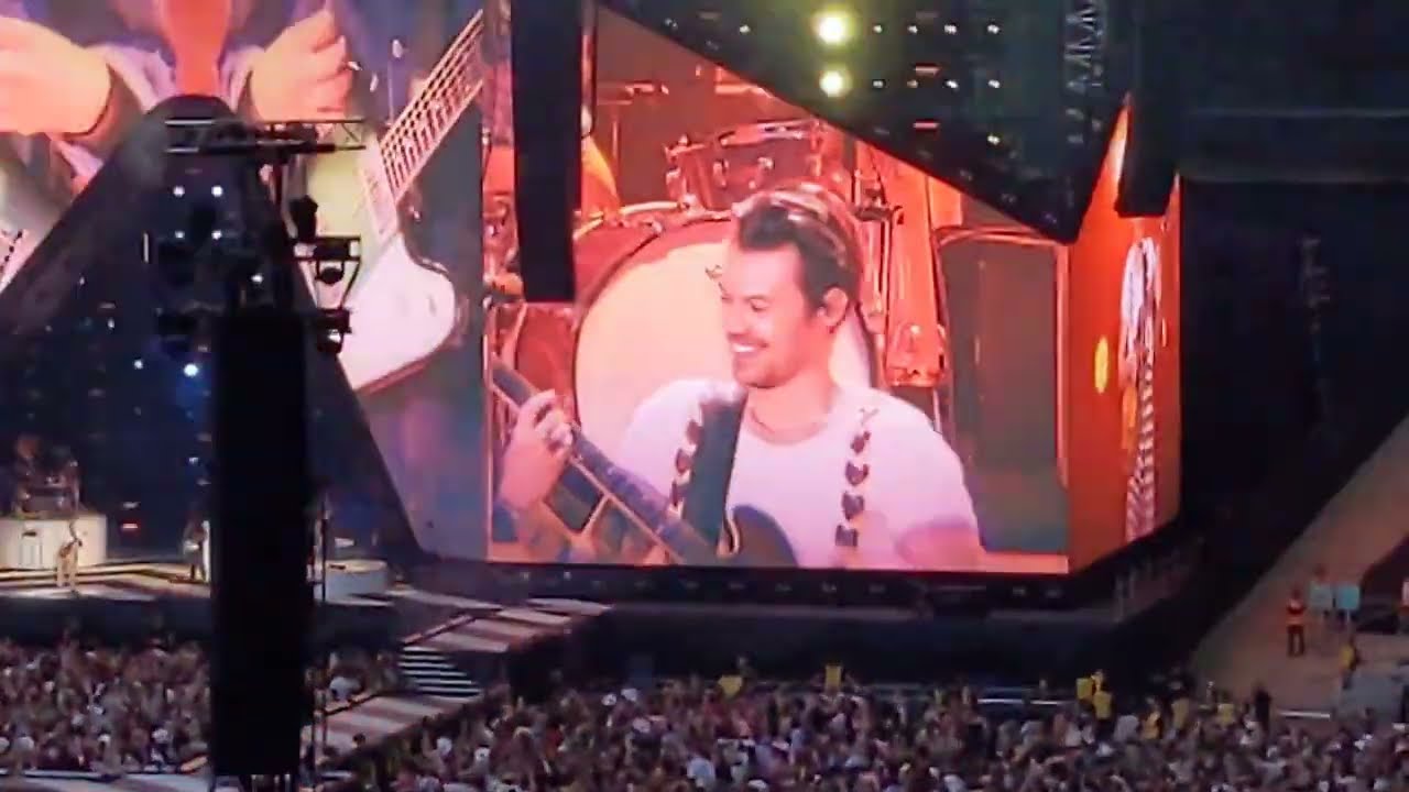 Harry Styles Concert Wembley Stadium 13 June 2023 (Night #1)