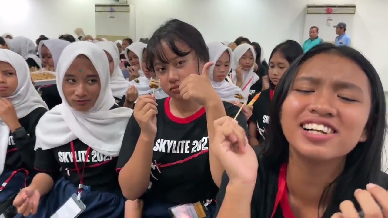 Outing Class SMP ANGKASA ADISUTJIPTO YOGYAKARTA Ke Semarang Bersama CV:Mitra Semesta Raya.