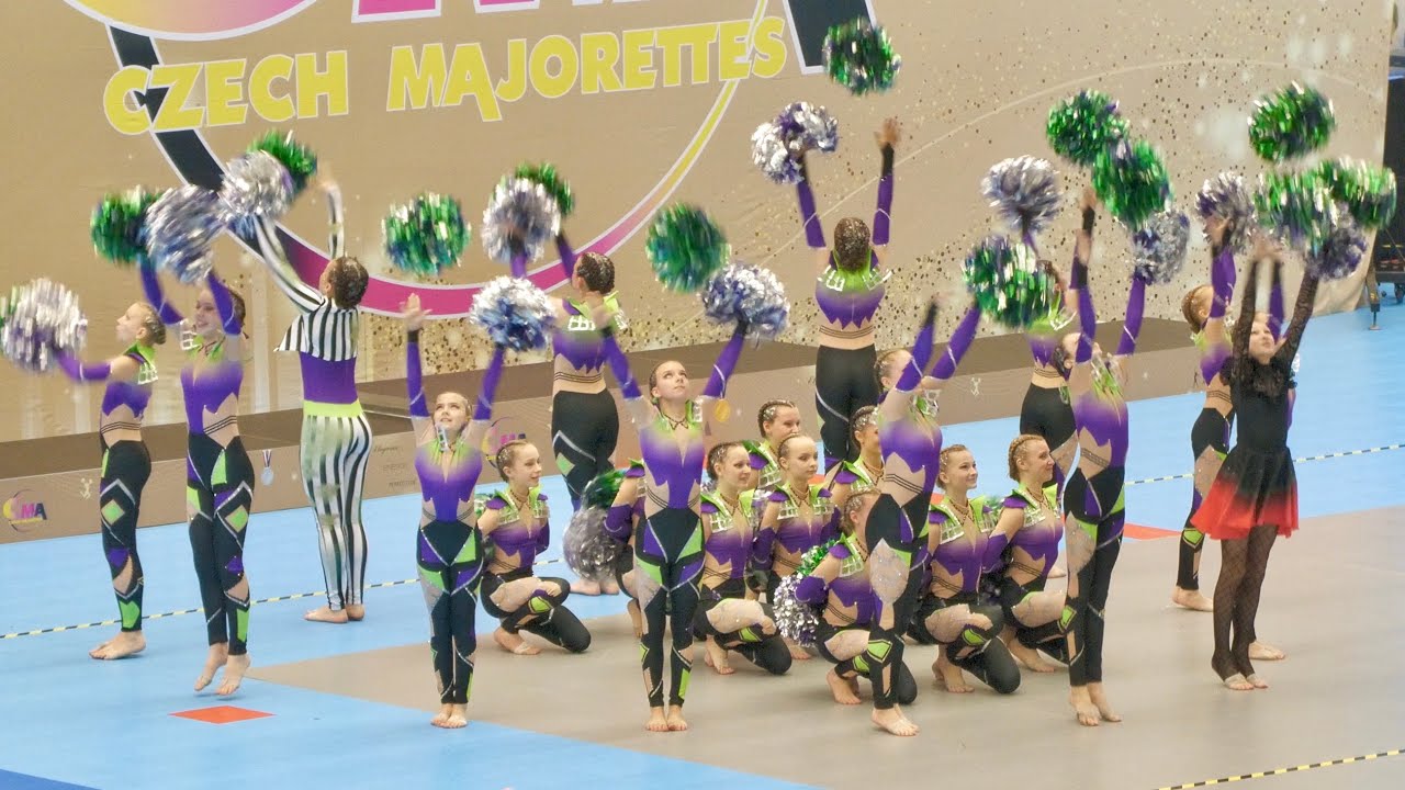 *A-TEAM Hradec Králové* - defilè POM , Mažoretky / Hradec Kralove 2025