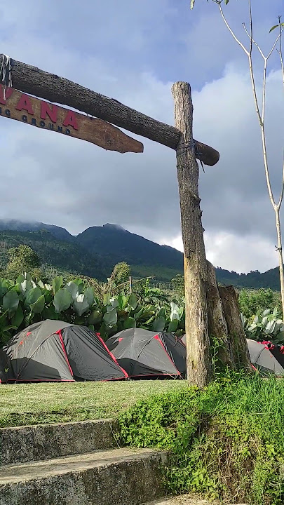 Kayana, Bandungan, Semarang : Camping ground view gunung Ungaran