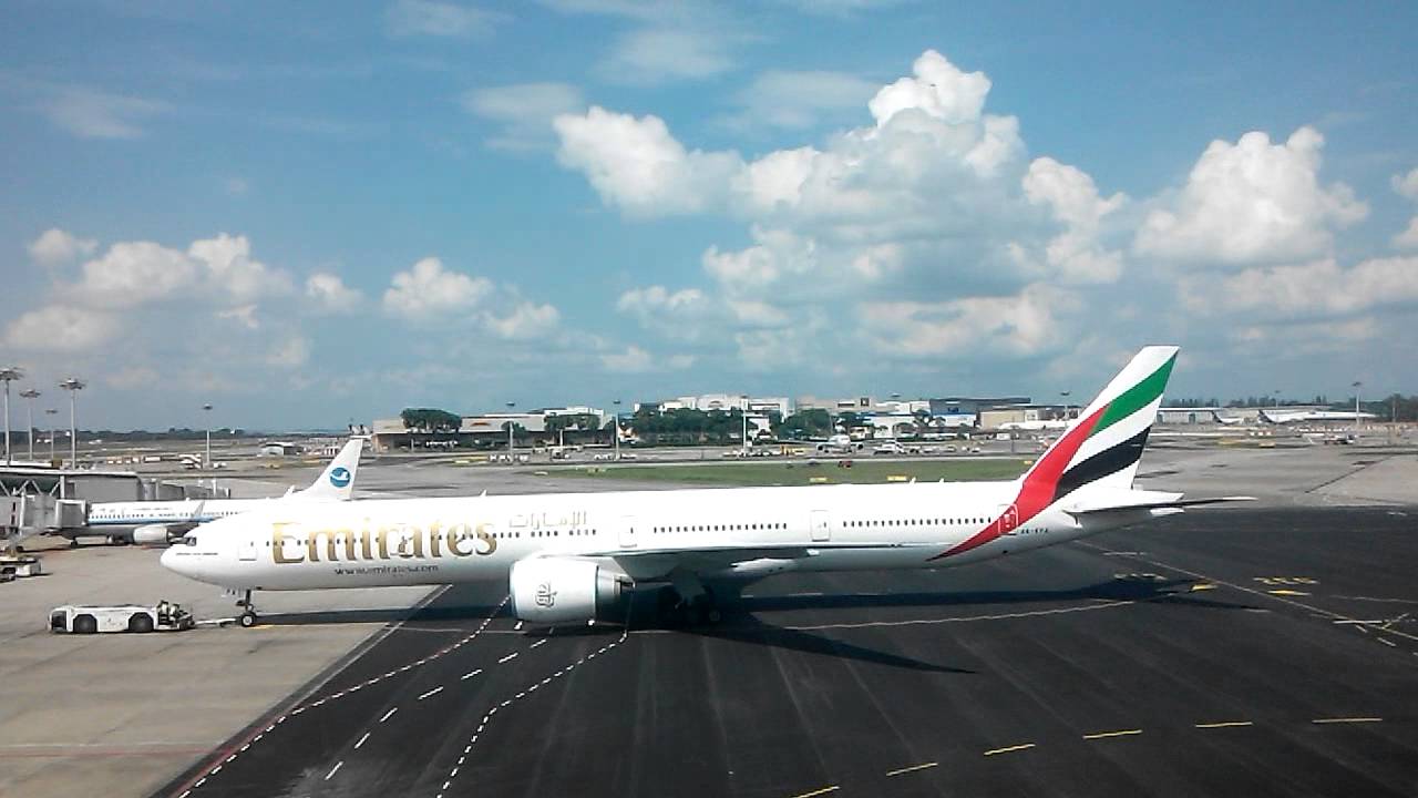 Emirates Boeing B777-300ER, A6-EPA