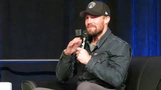 2018 Wizard World Philadelphia Stephen Amell Panel 1/7