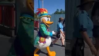 When you hang out in just the right spot to see the characters leaving! 😍 #shorts #animalkingdom