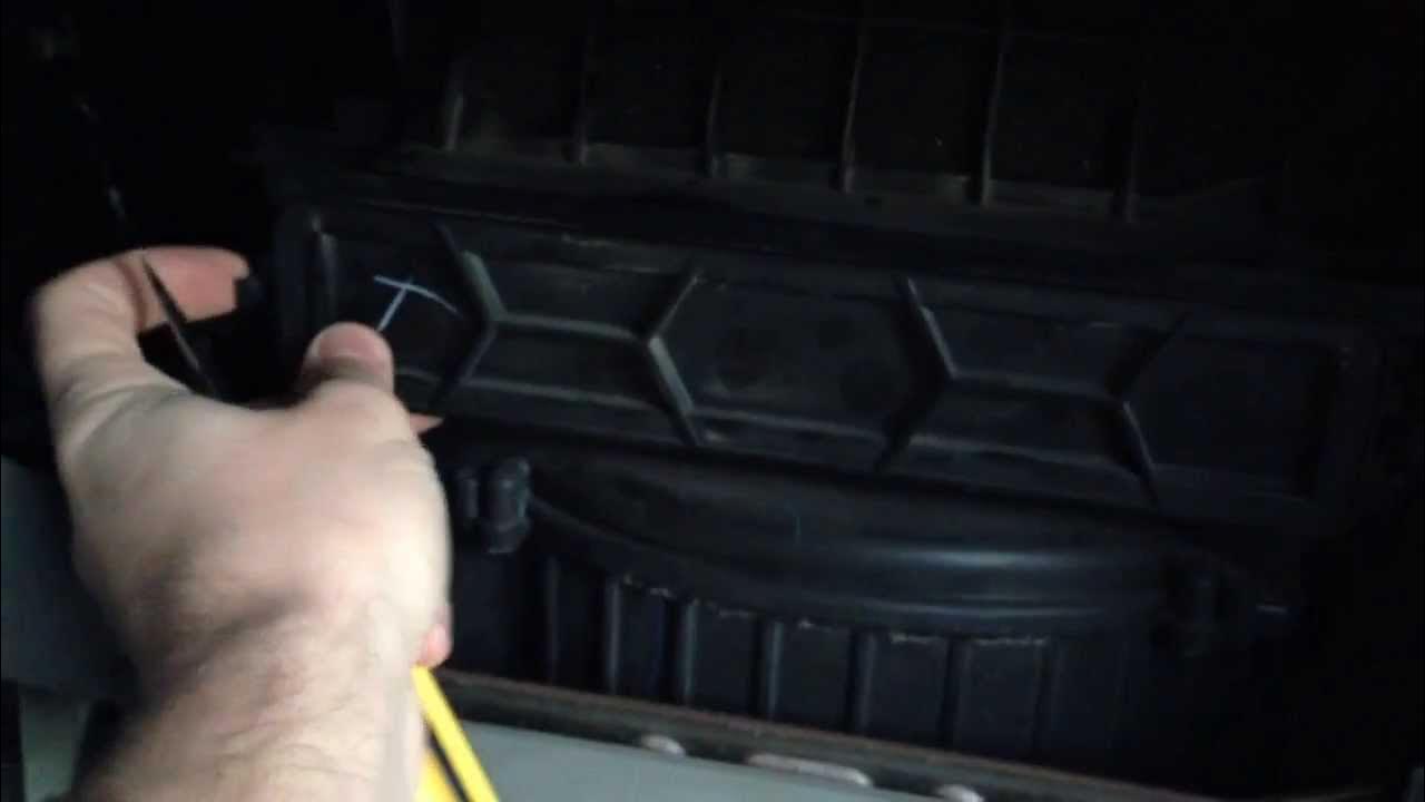How to Change a Cabin Air Filter on a 2008 Honda Odyssey - YouTube