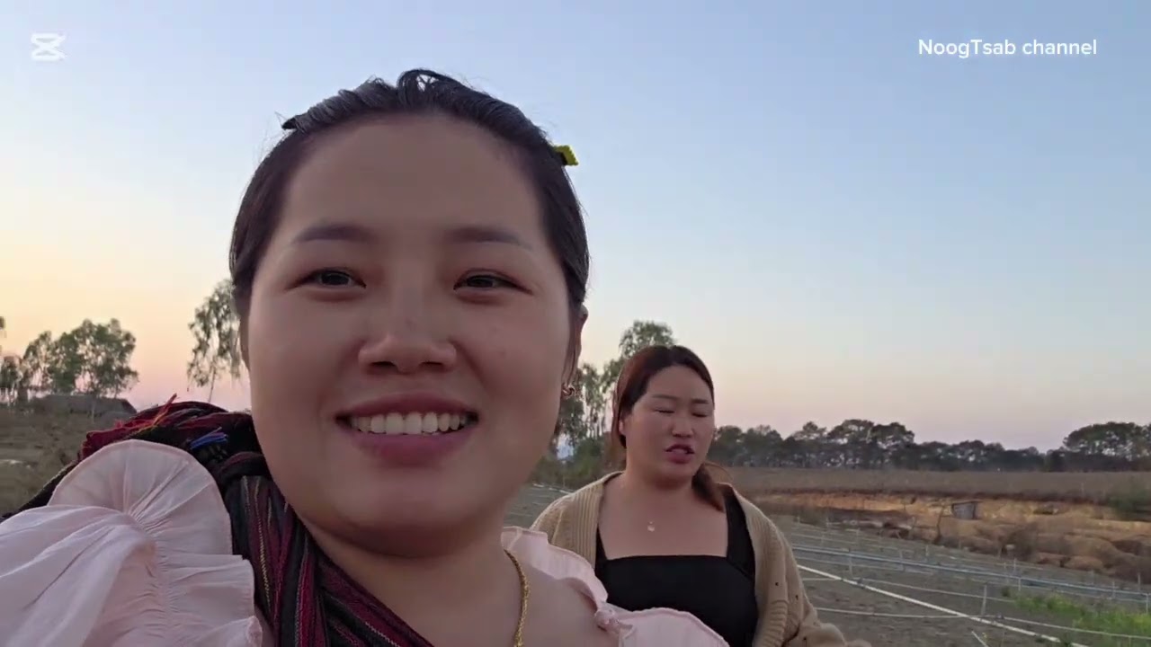 Peb tuaj de zaub os zaub paj ma nra paug xwb aw