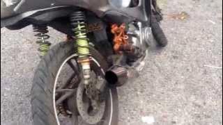 kuching { Vīp Motor｝Suzuki Axelo 125 modified