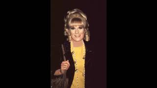 Dusty Springfield - Peggy Lee Medley - From Dusty at The Talk Of The Town (TV 1968)