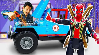 Oh, Spider-Man's car is damaged! Superhero Games