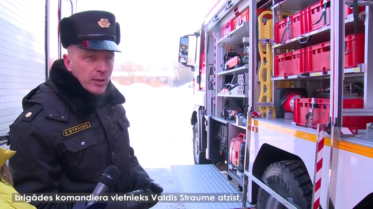 Višķu posteņa ugunsdzēsēji glābēji saņem jaunu specializēto autocisternu