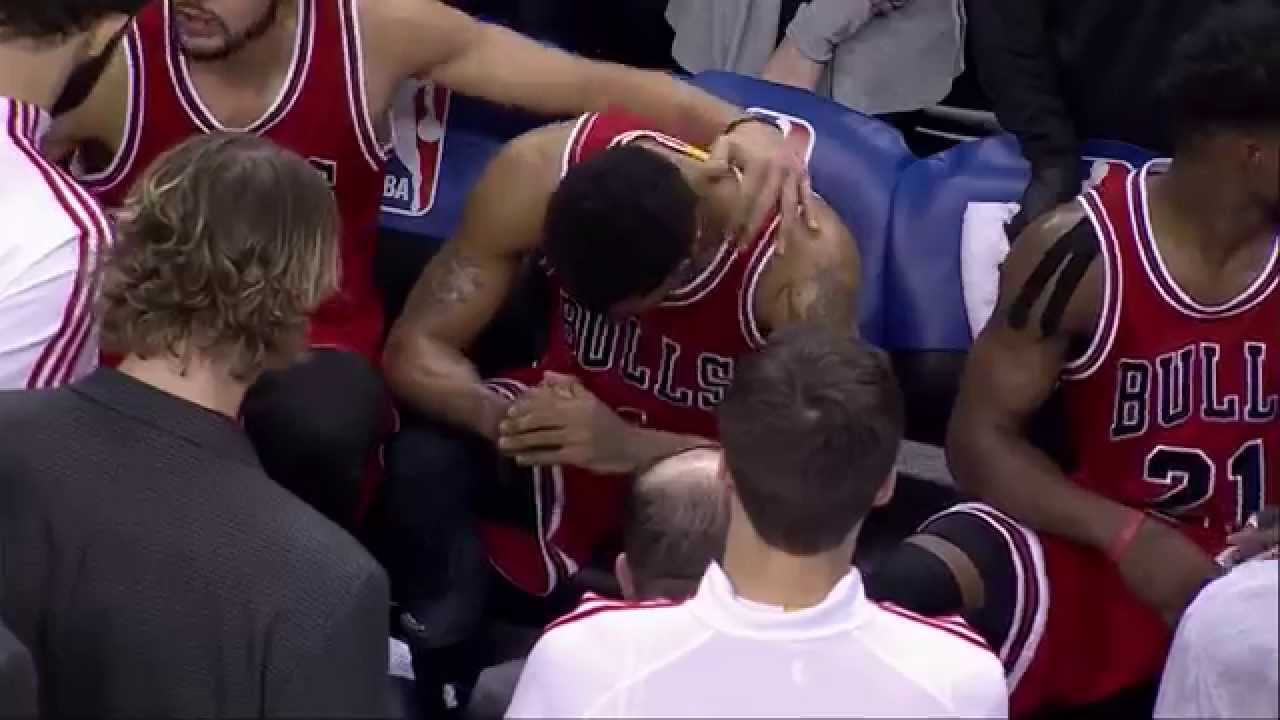 Derrick Rose hamstring injury: Chicago Bulls at Toronto Raptors