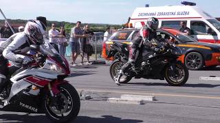 Yamaha R1 Vs Yamaha R6 - Motorbike Drag Race