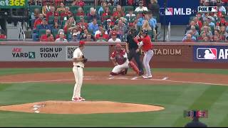 Willson Contreras received a nice ovation from Cardinals fans in his first game back in St. Louis