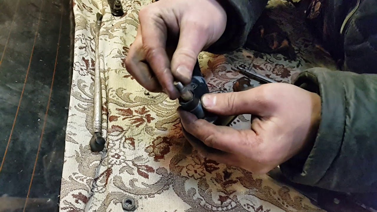 Почему трут колодки