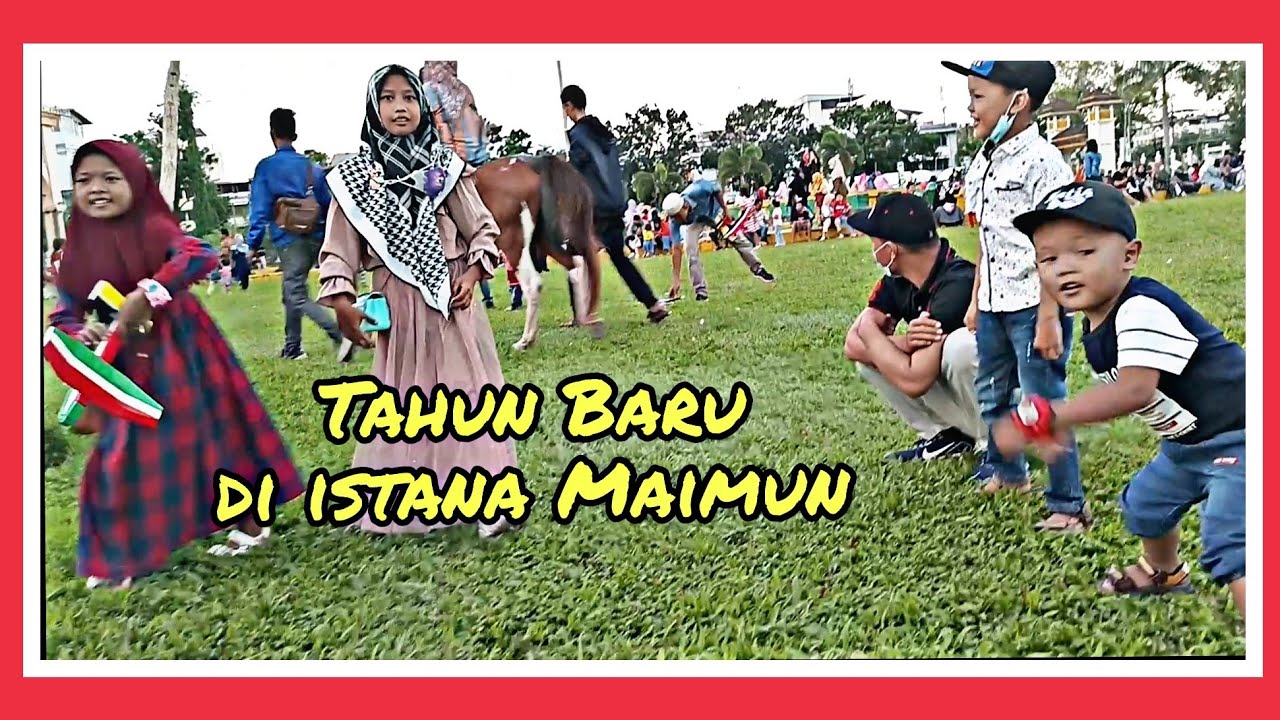Suatu Sore di Istana Maimun