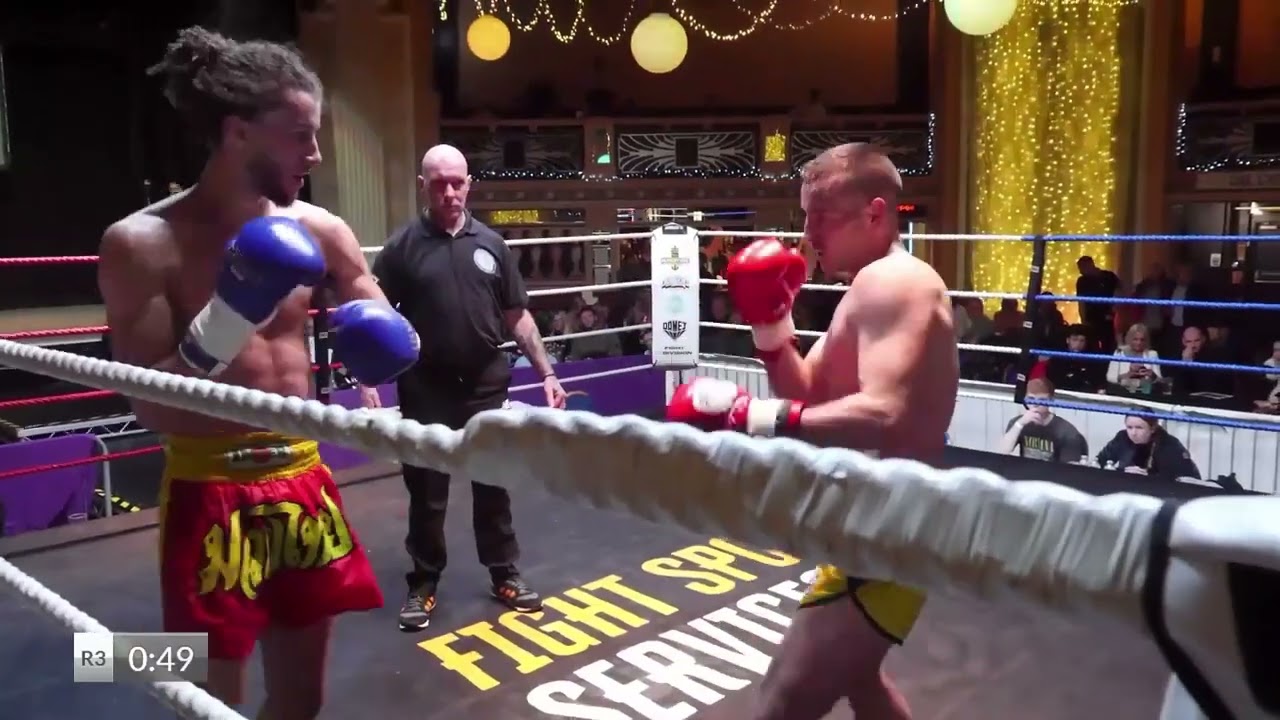Davie Robertson vs Eljah Ayite