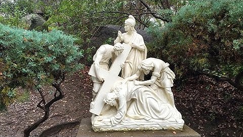 Stations of the Cross - Seventh Station: Jesus falls the second time HD